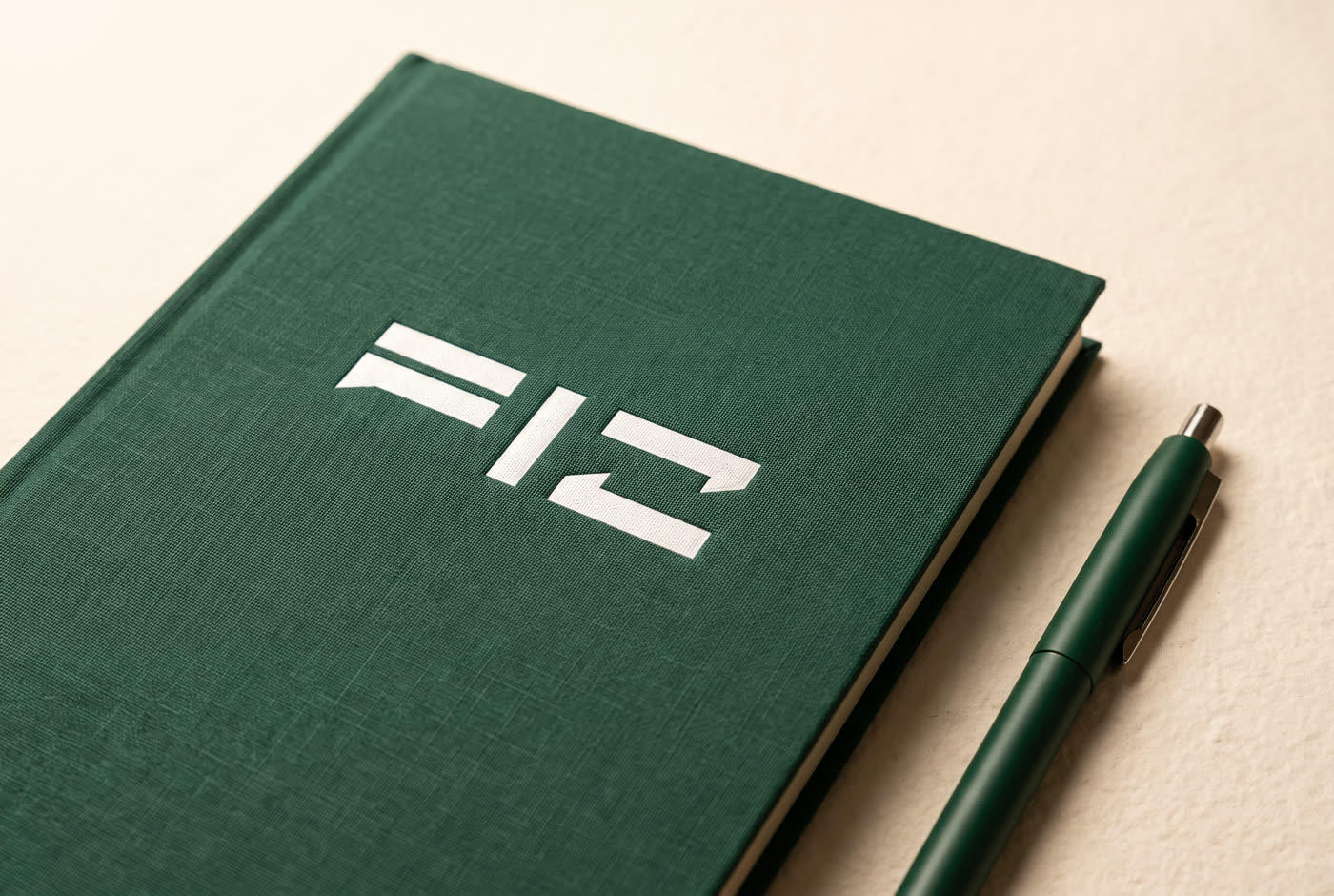 Green World FIZ - zielony notes z tloczonym znakiem i dlugopis